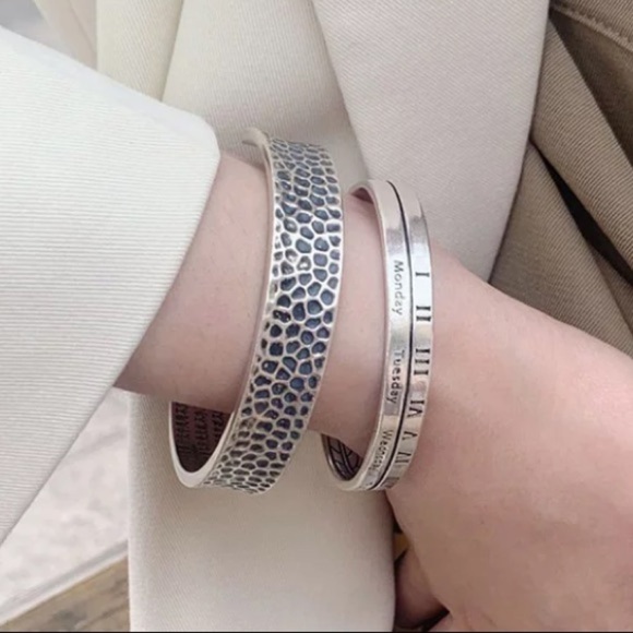 Sterling Silver Embossed Bangle Bracelet Matching Ring Set - Picture 4 of 12